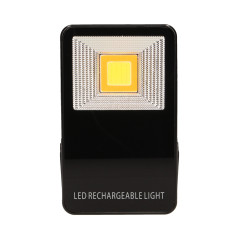 ROBOTIX MINI 10W arbetslampa med batteri, 400lm, IP44, 6000K, 5400mAh, med USB-laddare och power bank-funktion.