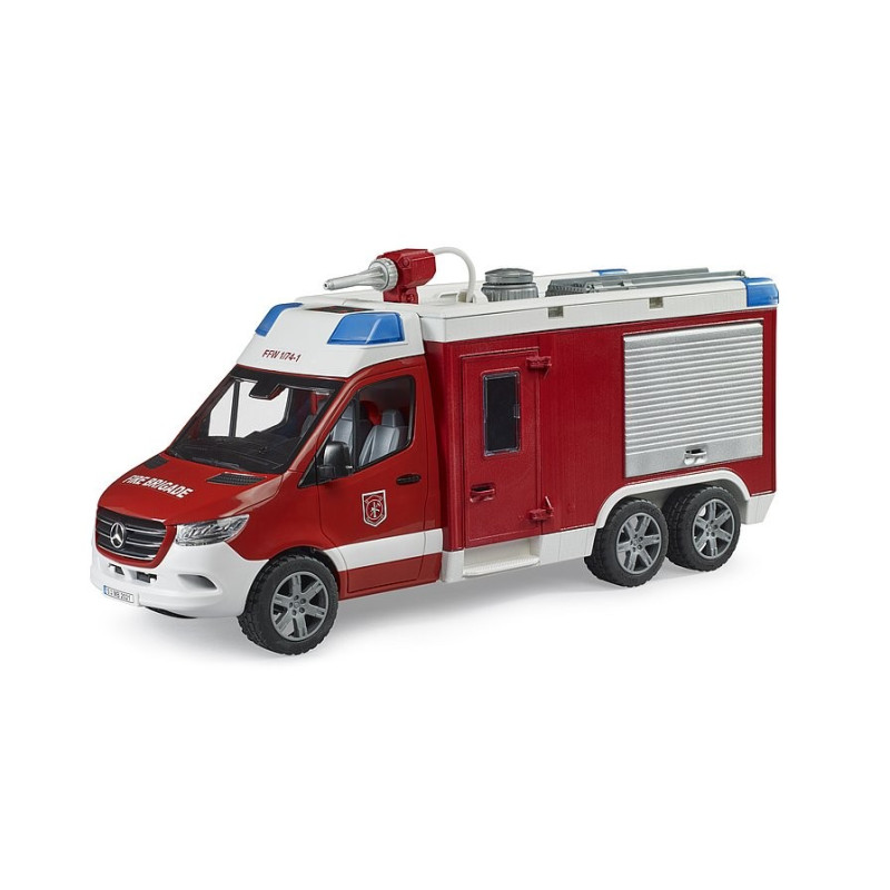 Fordonet MB Sprinter brandbil med vattenslang