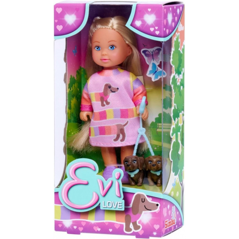 Dockan älskar att gå på promenad med hundarna.