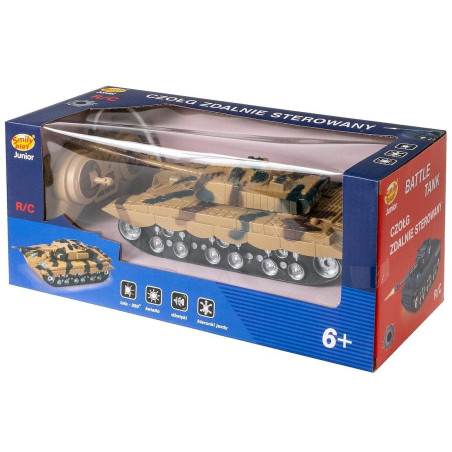 Stridsvagn med skopa