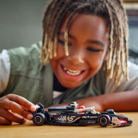 Klossar speed champions 77250 F1-bilen MoneyGram Haas Team VF-24