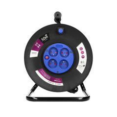 Förlängningssladd med 4 uttag 2P+Z, PVC-kabel H05VV-F 3x1,5mm², längd 50m, termisk, skydd mot överbelastning.