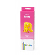Plastilina hey clay figurin av fluffiga djur, kanin