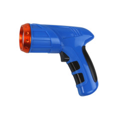 Sportbil som kör på väggar och tak med blå laser