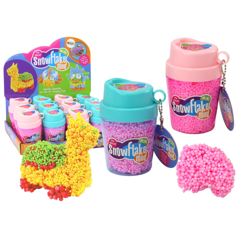 Mjuka Styroporkulor i en rosa kopp