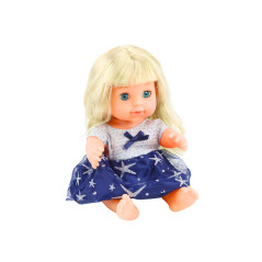 Dockan i marinblå klänning som skakar en skallrande flaska ljud.