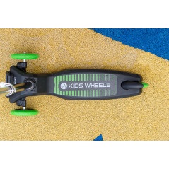 Trehjulig sparkcykel REBEL KIDS WHEELS ROSA