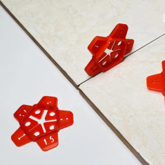 Kors, stjärnor, distansbrickor för plattor 100 stycken