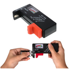 Universell digital batteritester för batterier och ackumulatorer