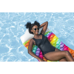 Uppblåsbar Regnbågsbadmadrass 216 x 80 cm Bestway 44107