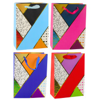 Papperspåse med geometriska mönster 23 x 18 x 10,5 cm