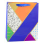 Presentpåse i papper med geometriska mönster 32 x 26 x 12 cm