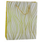 Papperspåse med vågiga linjer och guldtryck 32 x 26 x 12 cm