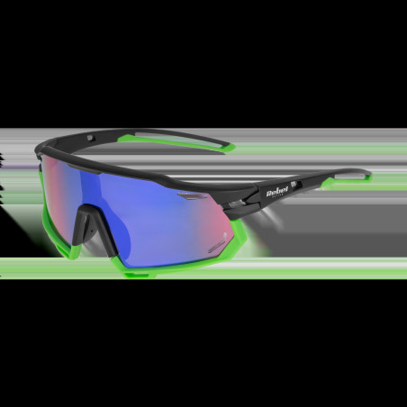 Sportglasögon med polariserat solskydd från Rebel Active.