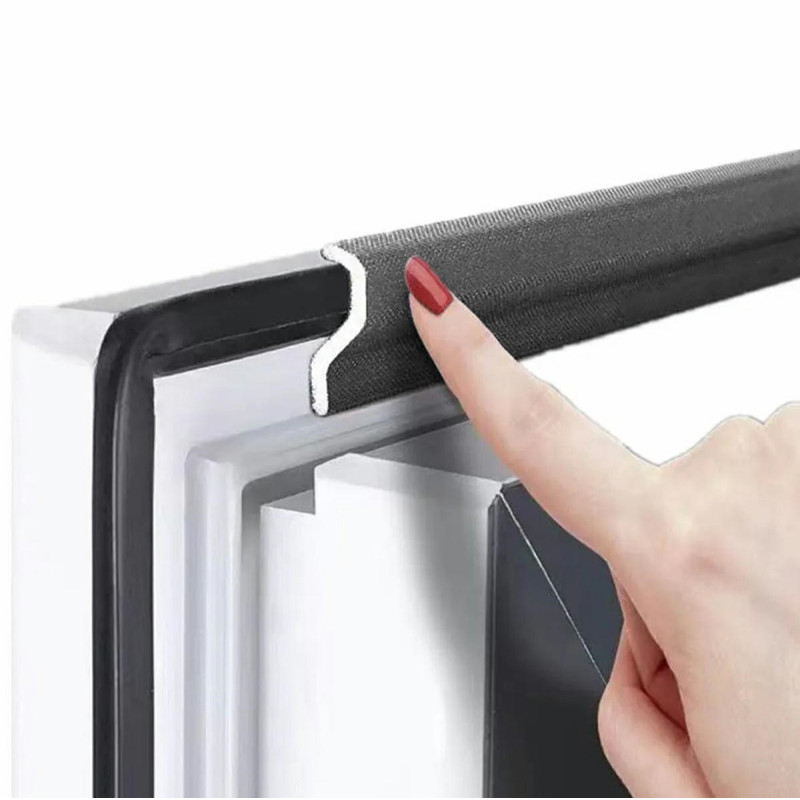 DA389 Självhäftande tätning för fönster och dörrar 4m svart