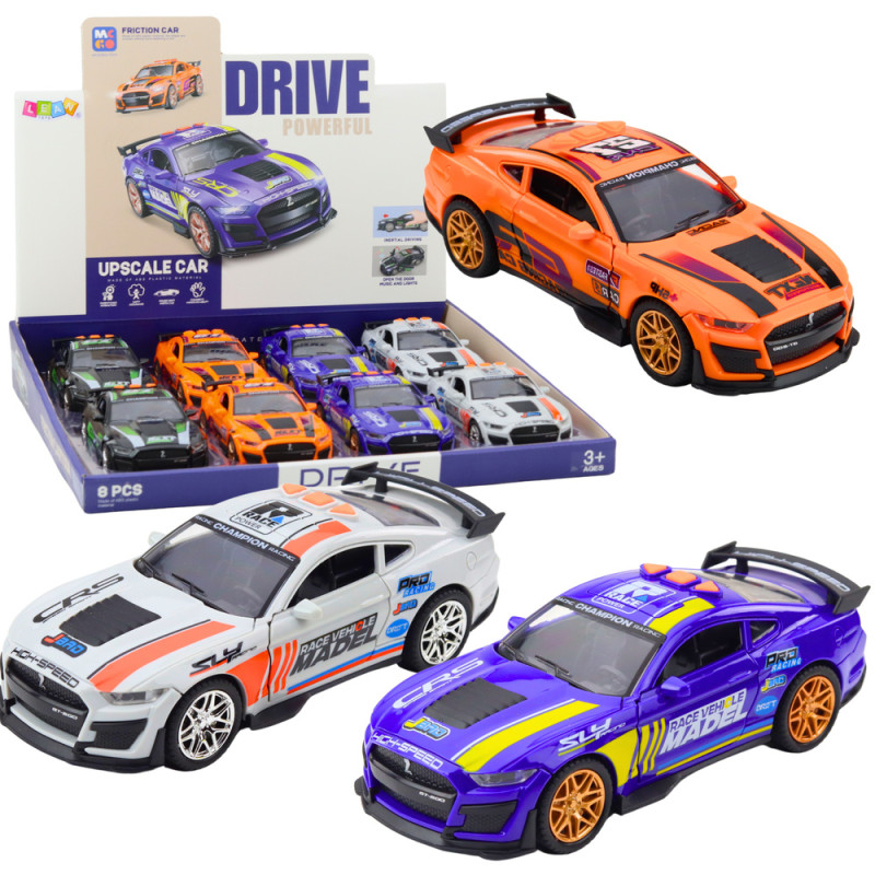 Racerbil GT 500 med öppningsbara dörrar, ljusdrift och ljudmix