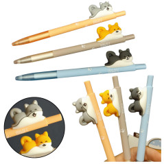 Kulspetspenna med en figur av en blå Shiba-hund, bläck 0,5 mm.