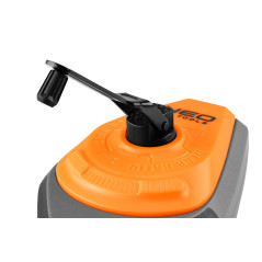 Tracersnöre 31, plastfodral + röd krita