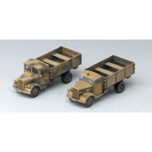 German cargo truck (earlylate)