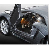 Model metalowy lamborghini aventador 124 do składania