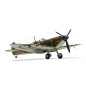 Modell i plast av Supermarine Spitfire Mk.1a i skala 1:48.