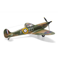 Modell i plast av Supermarine Spitfire Mk.1a i skala 1:48.