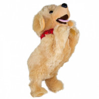 Interaktiv maskot Figo, en hund som reagerar på kommandon, labrador.