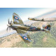 Modell av en plast Spitfire Mk.IX i skala 1:48.