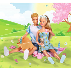 Dockorna Steffi Love Steffi och Kevin på picknick