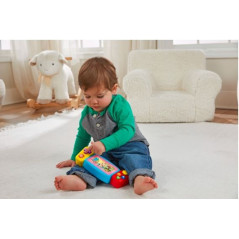 Konsolen för den lilla spelaren lär och skrattar.