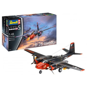 Modell av plastflygplanet B-26C Invader i skala 1:48.