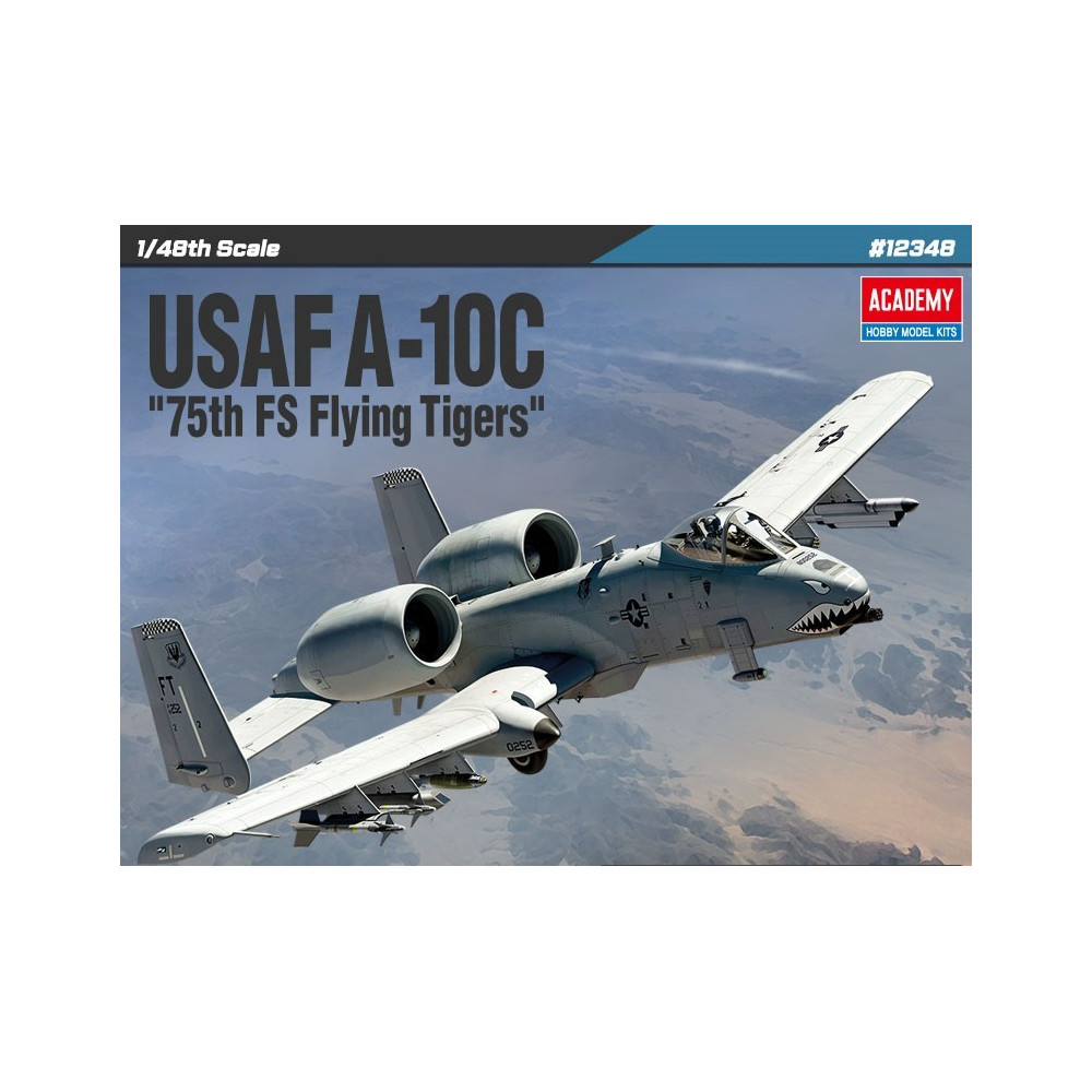 Modell av en plastflygplan USAF A-10C 75th FS flygande 148