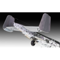 Modell av plastflygplan Do 217j 12 148