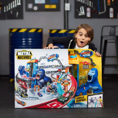 Garage attack gorilla