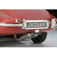 Modell av plastbil Jaguar E-type 18