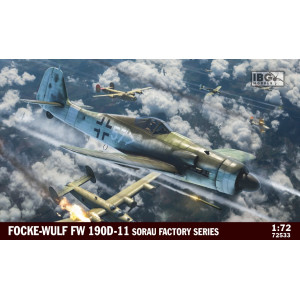 Modell i plast av FW 190 D11 Sorau fabriksserie i skala 1:72.