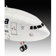 Modell av en plastflygplan Airbus A330-300 Lufthansa 1:144