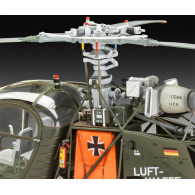 Modell av plasthelikopter Alouette II 132