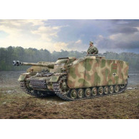 Modell av plast sd.kfz.167 sturm geschutz iv 135