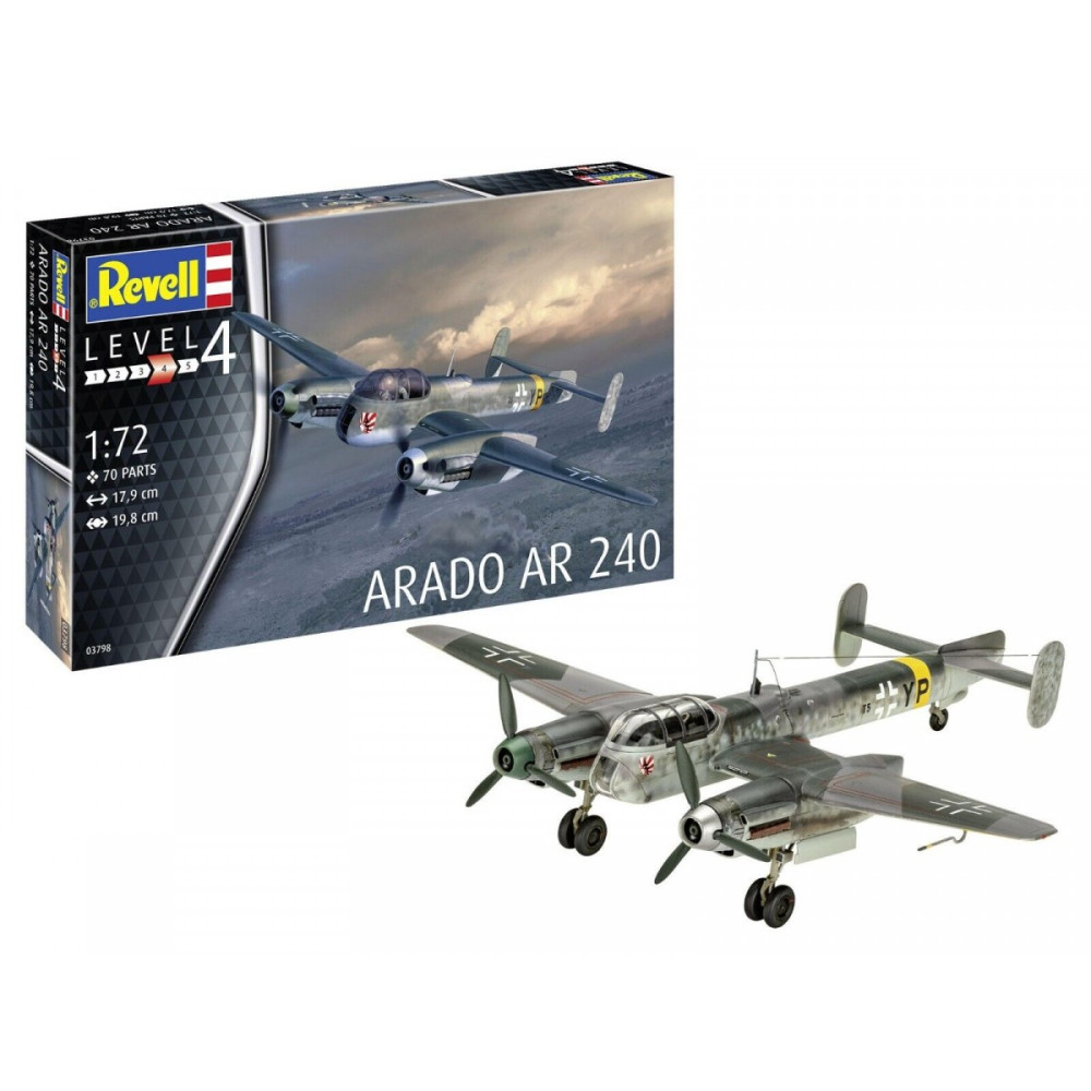Modell av plastflygplanet Arado Ar-240 i skala 1:72