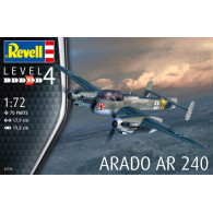 Modell av plastflygplanet Arado Ar-240 i skala 1:72