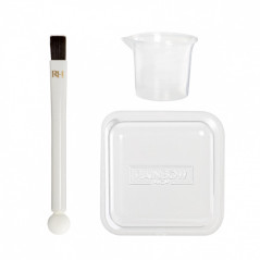 Dockan Rainbow High Watercolor skapades med bruna ögon.