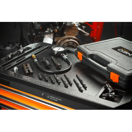 Kompressionsprovare för dieselmotorer, set med 16 stycken.