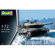 Modell av plastpansarvagn leopard 2a7v i skala 1:72