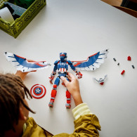 Leksaker superhjältar 76296 figur av den nya Captain America