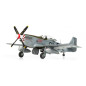Modell av plast North American P-51D Mustang i skala 1:72.