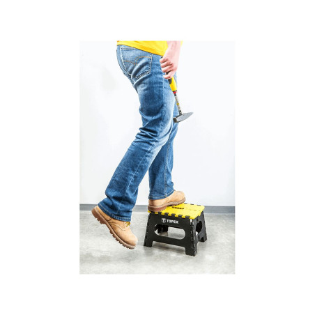 Hopfällbar stol, bärkapacitet 150 kg.