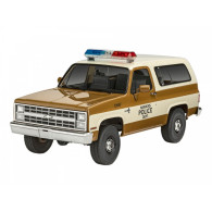 Modell för att montera bilen 1985 chevrolet k5 blazer med 125 delar.