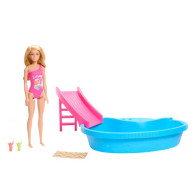 Barbiedocka + pool