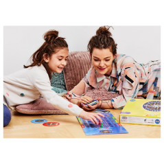 Spelet 'Milionerzy' för barn kontra vuxna